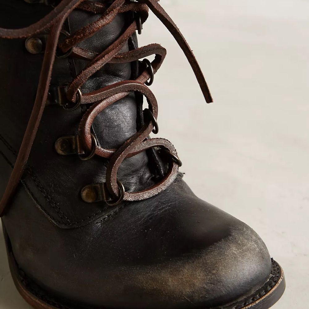 Freebird by Steven Swiss Brown Leather Ankle Booties Women's (Size 7) - Picture 4 of 13